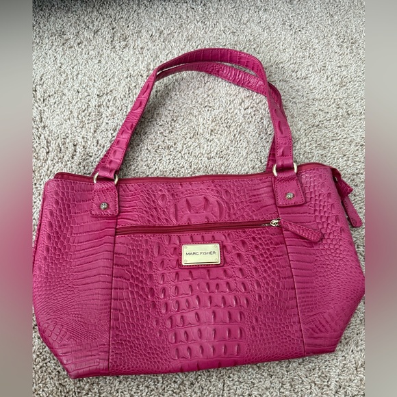 Marc Fisher | Bright Pink Croc-Embossed Women's Hand Bag Pocketbook - Picture 1 of 8